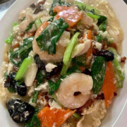 Seafood Kway Teow with Egg Sauce 海鲜滑蛋粿条	